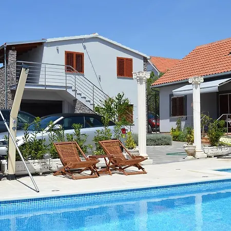 Branko 557 Apartament Tribalj